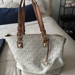 Michael Kors Tote - gently used